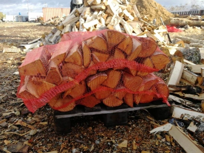 Дрова в сетках